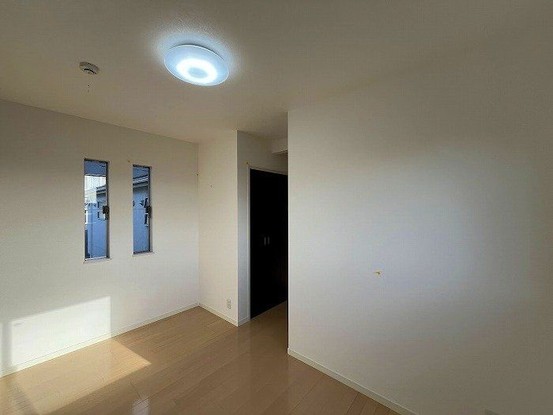 detached 兵庫県宝塚市泉町24-13 ジャルダン宝塚六番館 201号室