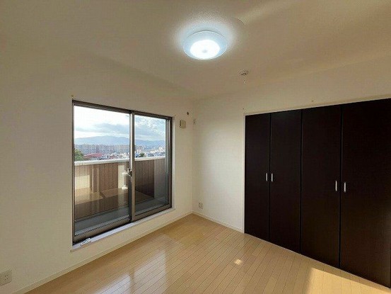 detached 兵庫県宝塚市泉町24-13 ジャルダン宝塚六番館 201号室