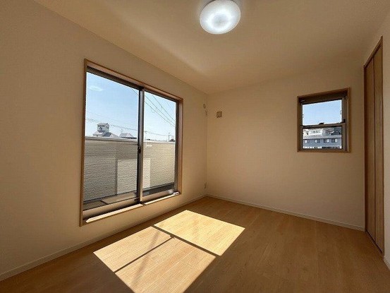 detached 兵庫県宝塚市泉町24-13 ジャルダン宝塚六番館 201号室
