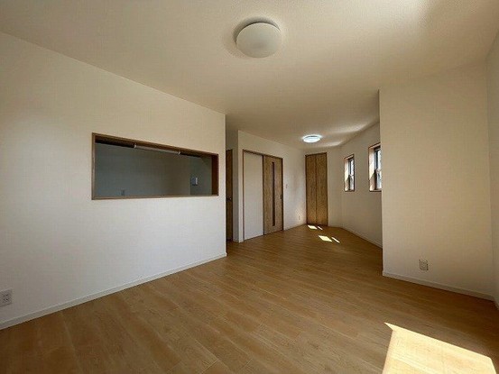 detached 兵庫県宝塚市泉町24-13 ジャルダン宝塚六番館 201号室