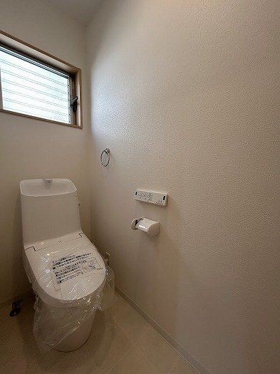 detached 兵庫県宝塚市泉町24-13 ジャルダン宝塚六番館 201号室