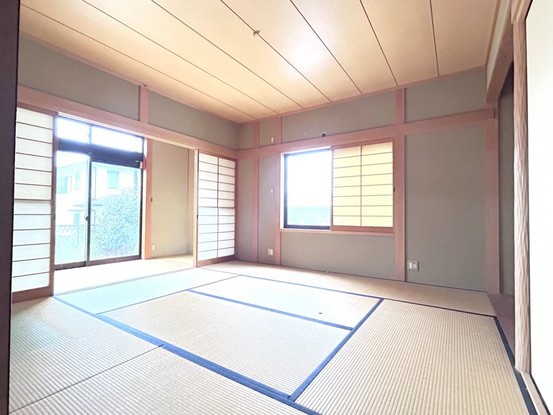 detached 兵庫県宝塚市泉町24-13 ジャルダン宝塚六番館 201号室