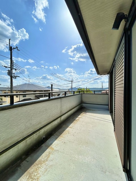 detached 兵庫県宝塚市泉町24-13 ジャルダン宝塚六番館 201号室