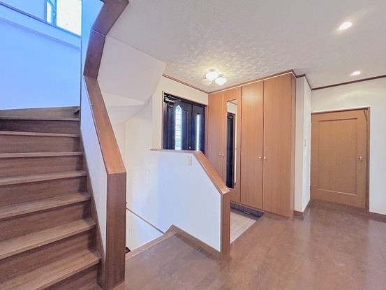 detached 兵庫県宝塚市泉町24-13 ジャルダン宝塚六番館 201号室