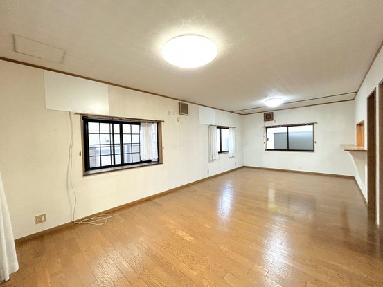 detached 兵庫県宝塚市泉町24-13 ジャルダン宝塚六番館 201号室
