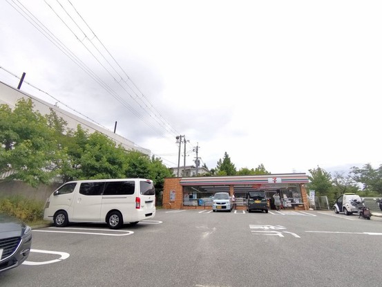detached 兵庫県宝塚市泉町24-13 ジャルダン宝塚六番館 201号室