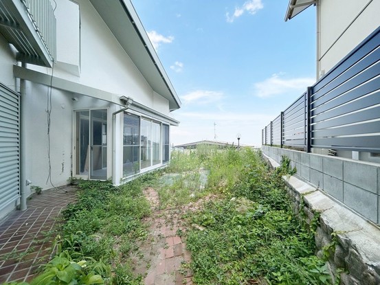 detached 兵庫県宝塚市泉町24-13 ジャルダン宝塚六番館 201号室
