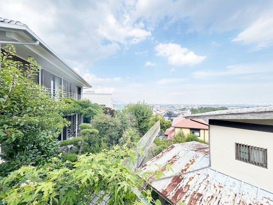 detached 兵庫県宝塚市泉町24-13 ジャルダン宝塚六番館 201号室