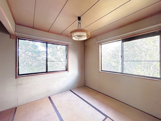 detached 兵庫県宝塚市泉町24-13 ジャルダン宝塚六番館 201号室
