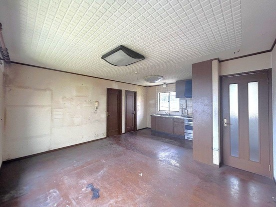 detached 兵庫県宝塚市泉町24-13 ジャルダン宝塚六番館 201号室