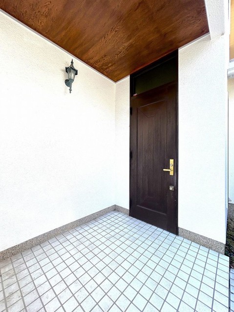 detached 兵庫県宝塚市泉町24-13 ジャルダン宝塚六番館 201号室