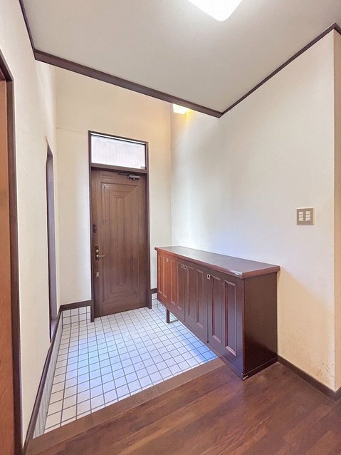 detached 兵庫県宝塚市泉町24-13 ジャルダン宝塚六番館 201号室