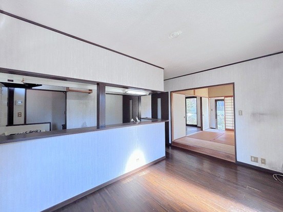 detached 兵庫県宝塚市泉町24-13 ジャルダン宝塚六番館 201号室