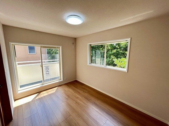 detached 兵庫県宝塚市泉町24-13 ジャルダン宝塚六番館 201号室
