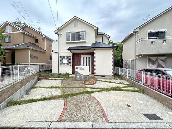 detached 兵庫県宝塚市泉町24-13 ジャルダン宝塚六番館 201号室
