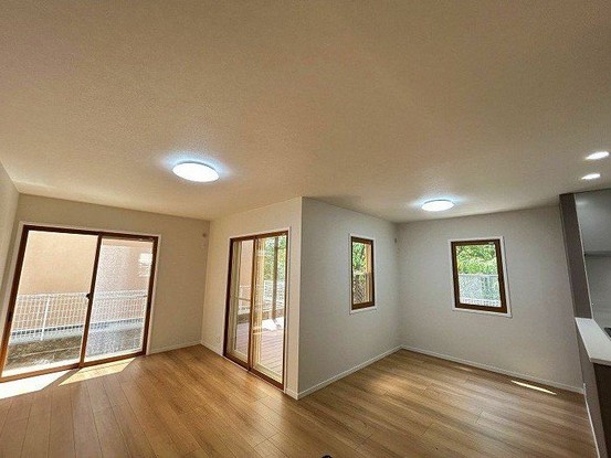 detached 兵庫県宝塚市泉町24-13 ジャルダン宝塚六番館 201号室