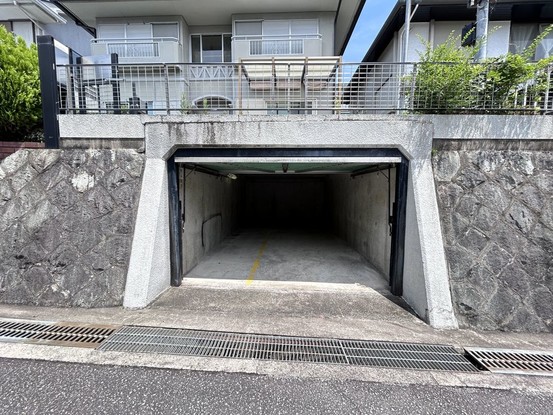 detached 兵庫県宝塚市泉町24-13 ジャルダン宝塚六番館 201号室