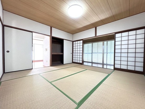 detached 兵庫県宝塚市泉町24-13 ジャルダン宝塚六番館 201号室
