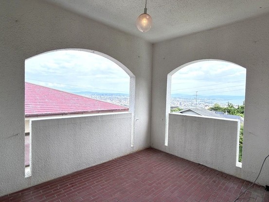 detached 兵庫県宝塚市泉町24-13 ジャルダン宝塚六番館 201号室