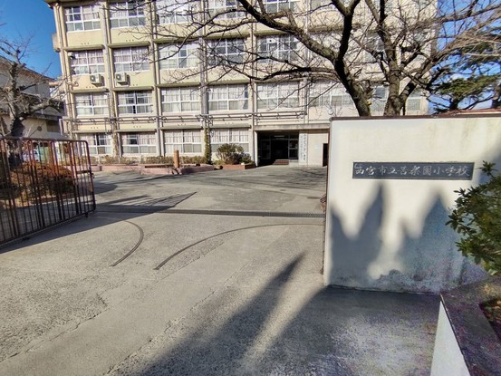 detached 兵庫県宝塚市泉町24-13 ジャルダン宝塚六番館 201号室