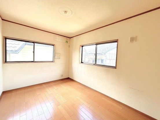 detached 兵庫県宝塚市泉町24-13 ジャルダン宝塚六番館 201号室