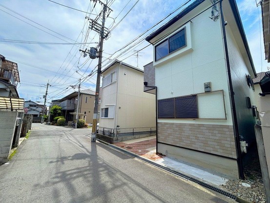 detached 兵庫県宝塚市泉町24-13 ジャルダン宝塚六番館 201号室
