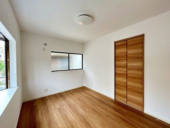 detached 兵庫県宝塚市泉町24-13 ジャルダン宝塚六番館 201号室