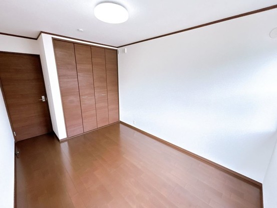 detached 京都府京都市伏見区淀際目町235番地4 淀際目町貸店舗