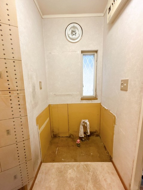 detached 京都府京都市伏見区淀際目町235番地4 淀際目町貸店舗
