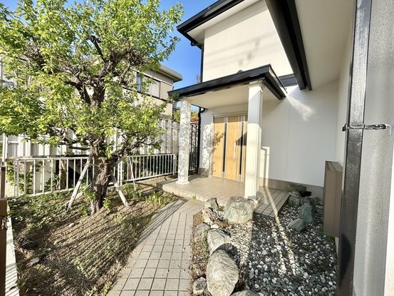 detached 奈良県北葛城郡広陵町馬見中２丁目
地図を見る