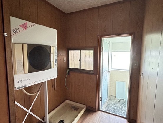 detached 長野県諏訪市沖田町１丁目96-2 広瀬橋Sビル A・B号室