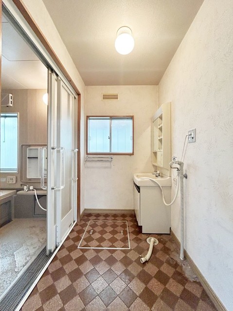 detached 長野県諏訪市沖田町１丁目96-2 広瀬橋Sビル A・B号室