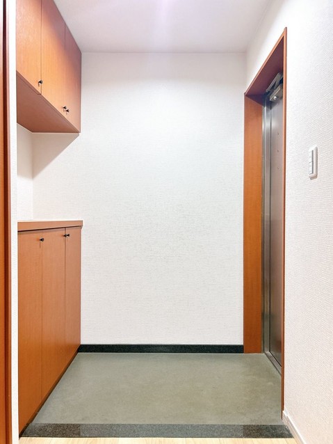 apartment 愛知県豊田市生駒町大坪17番地 キングスコート豊田生駒 1階
