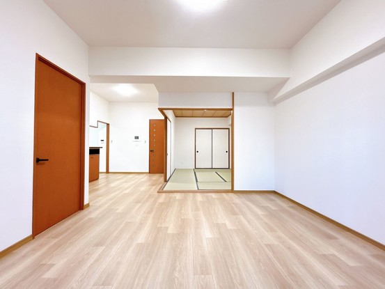 apartment 愛知県豊田市生駒町大坪17番地 キングスコート豊田生駒 1階