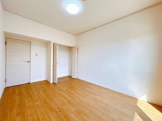 apartment 愛知県豊田市生駒町大坪17番地 キングスコート豊田生駒 1階