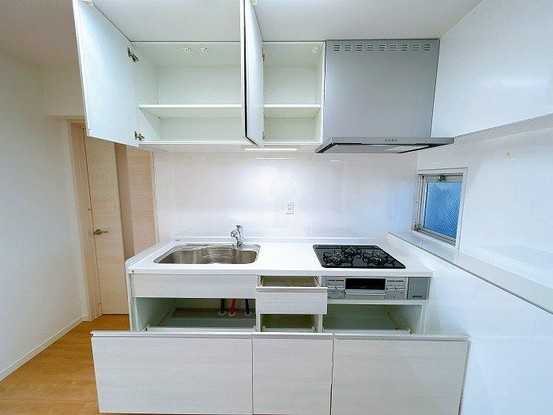 apartment 愛知県豊田市生駒町大坪17番地 キングスコート豊田生駒 1階