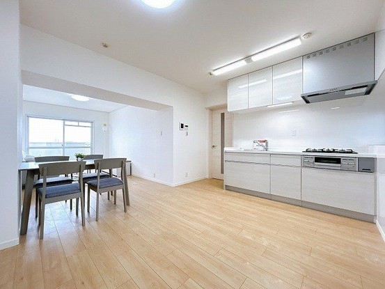 apartment 愛知県豊田市生駒町大坪17番地 キングスコート豊田生駒 1階