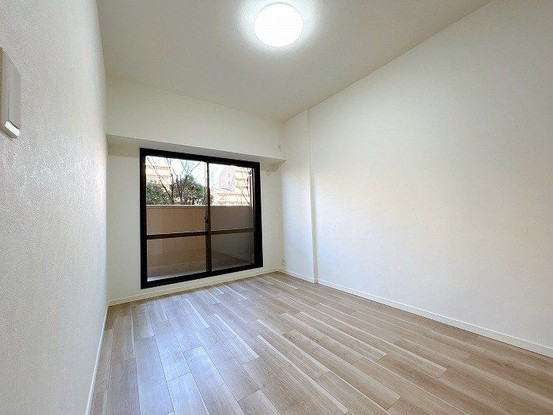 apartment 愛知県豊田市生駒町大坪17番地 キングスコート豊田生駒 1階