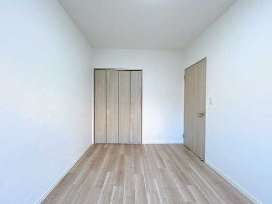 apartment 愛知県豊田市生駒町大坪17番地 キングスコート豊田生駒 1階