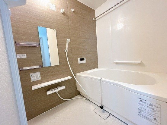 apartment 愛知県豊田市生駒町大坪17番地 キングスコート豊田生駒 1階