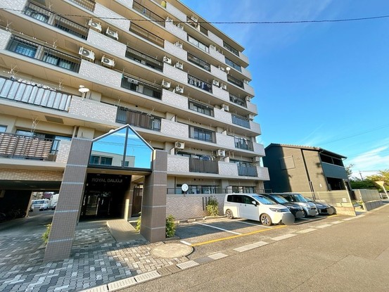 apartment 愛知県豊田市生駒町大坪17番地 キングスコート豊田生駒 1階