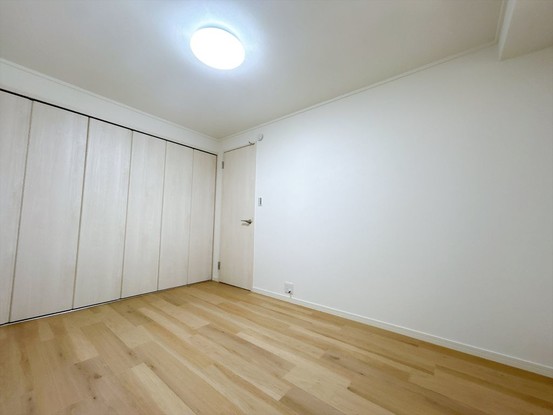 apartment 愛知県豊田市生駒町大坪17番地 キングスコート豊田生駒 1階