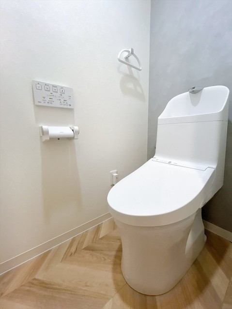 apartment 愛知県豊田市生駒町大坪17番地 キングスコート豊田生駒 1階