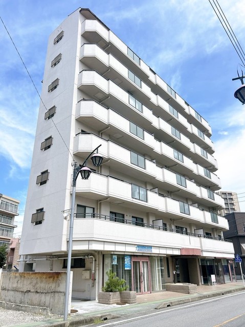 apartment 愛知県豊田市生駒町大坪17番地 キングスコート豊田生駒 1階