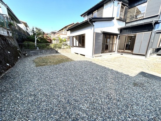 apartment 三重県四日市市西坂部町3800番地の1 1階