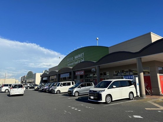apartment 三重県四日市市西坂部町3800番地の1 1階