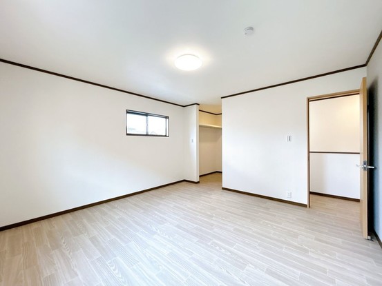 detached 三重県四日市市西坂部町3800番地の1 1階