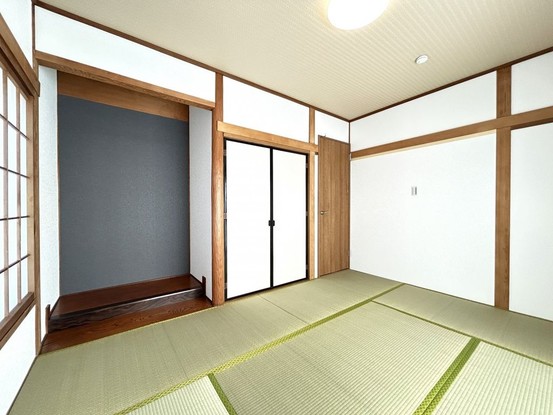 detached 三重県四日市市西坂部町3800番地の1 1階
