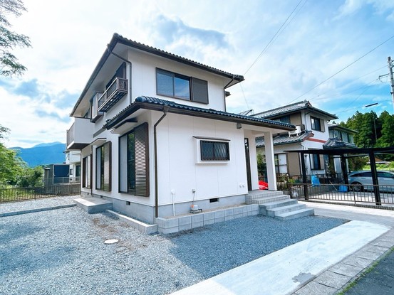 detached 三重県四日市市西坂部町3800番地の1 1階
