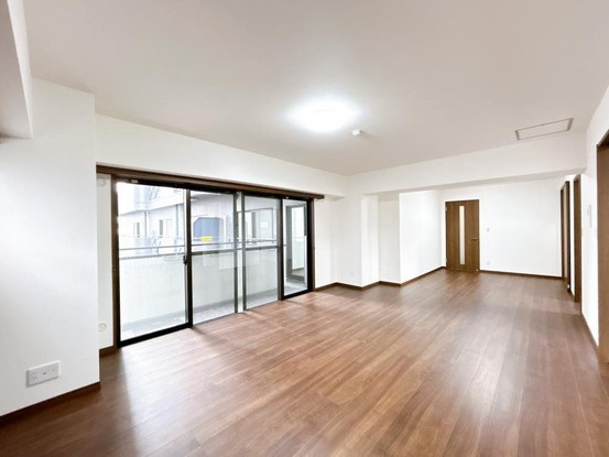 apartment 三重県四日市市西坂部町3800番地の1 1階